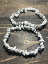 Load image into Gallery viewer, Semi-precious Stone Chip Bracelet - Assorted