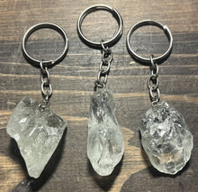 Load image into Gallery viewer, KEYCHAIN-ROUGH POINT - Assorted Stones