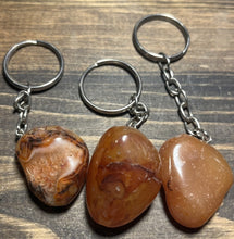Load image into Gallery viewer, KEYCHAIN-ROUGH POINT - Assorted Stones
