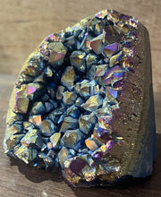 Load image into Gallery viewer, Amethyst Titanium Druzy Standups
