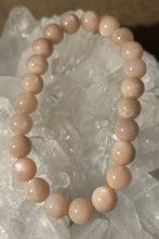 Load image into Gallery viewer, SUNSTONE BRACELET- 4MM BEADS
