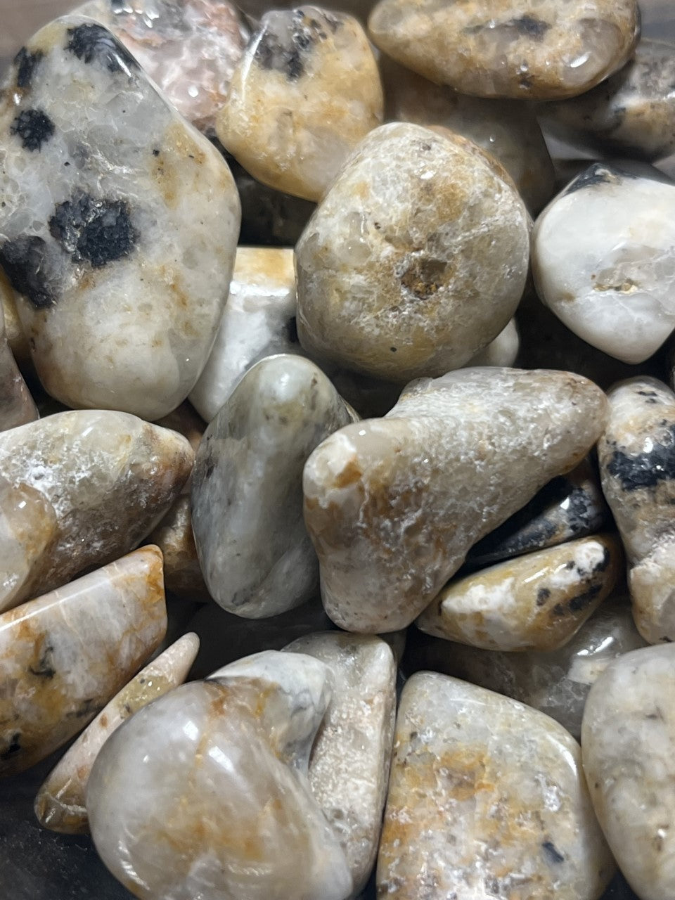 Cassiterite in Quartz Tumbled Stone