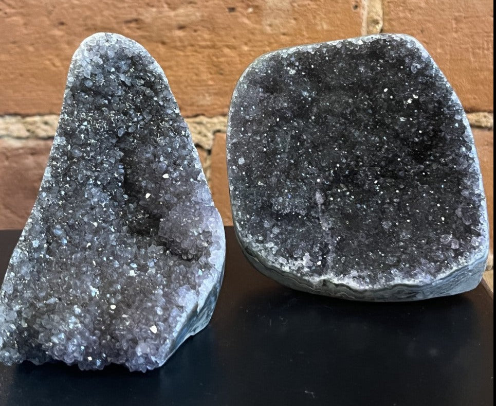 Amethyst - Uruguay Cut Base