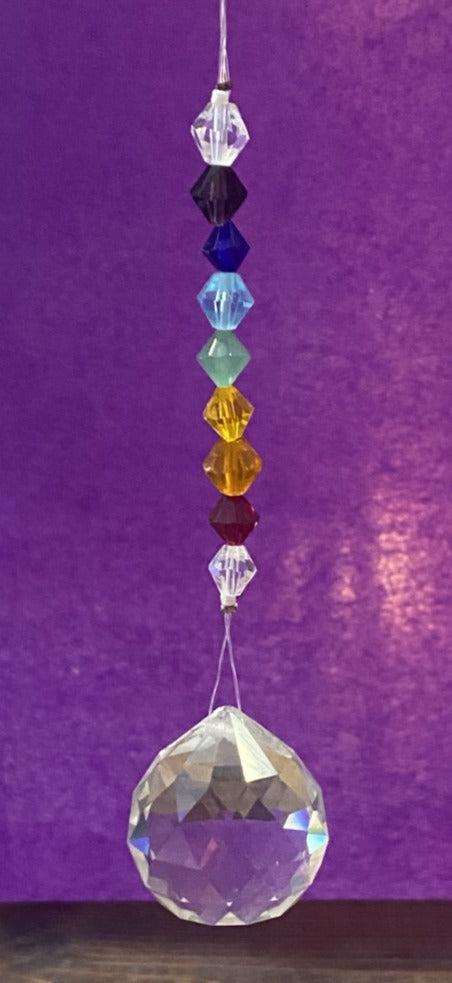 HANGING CRYSTAL BALL(30MM)+CHAKRA BEADS/CLEAR-6″H.